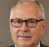 Алексей Петров